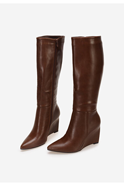 B T Shoes Hnedé kozačky na klínku Enania