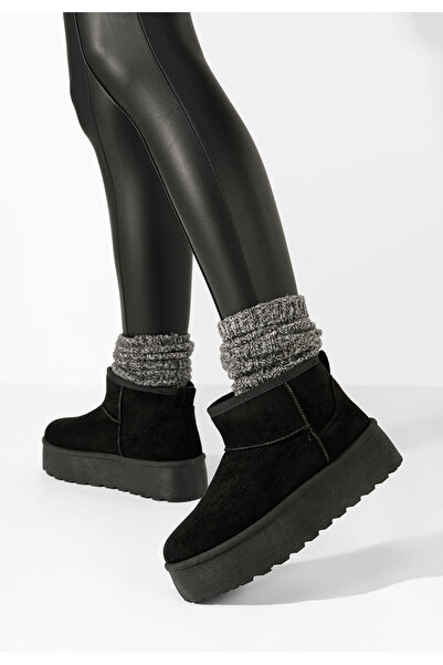 B T Shoes Černé kozačky na platformě Savieda V4