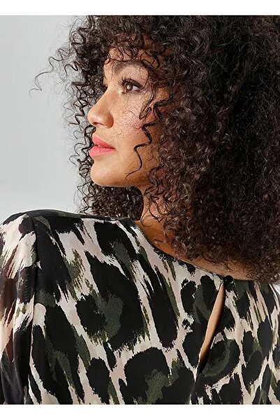 Şans Kadın Büyük Beden Haki, Kamuflaj Desenli Astarlı Şifon Bluz 65N39120