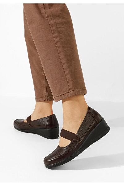 B T Shoes Hnědé baleriny na klínku Niomi