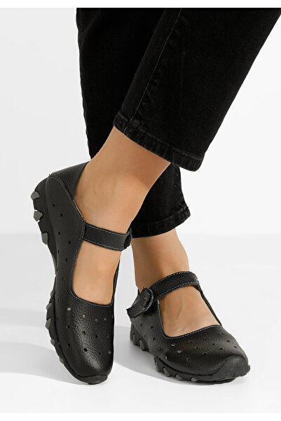 B T Shoes Černé dámské baleríny Flary