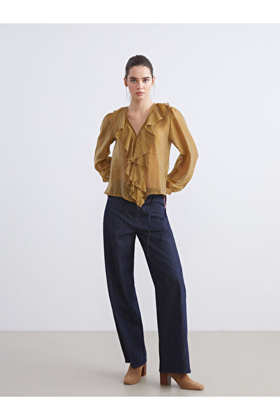 LC Waikiki Good Quality Parts from Celebi Store | V-Neck Ruffled Chiffon Blouse