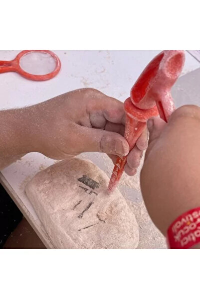 Arkerobox - Archaeological Educational Kit and 3D Puzzle, Ancient Britain, Stonehenge