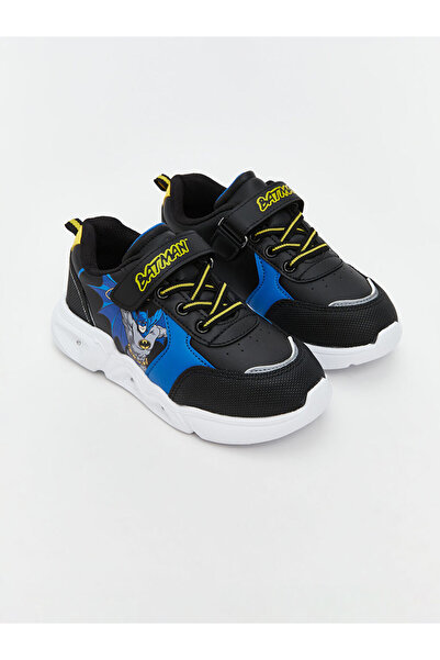 LC Waikiki UZG Store'dan Stilinizi Oluşturun | Batman Baskılı Tabanı Işıklı Erkek Çocuk Spor Ayakkabı