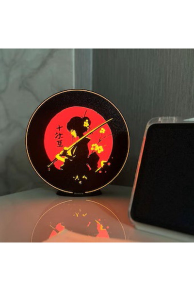 nuvera house LED Lamba – Kadın Samuray Silueti, Katana Kılıçlı Dekoratif Masa Lambası