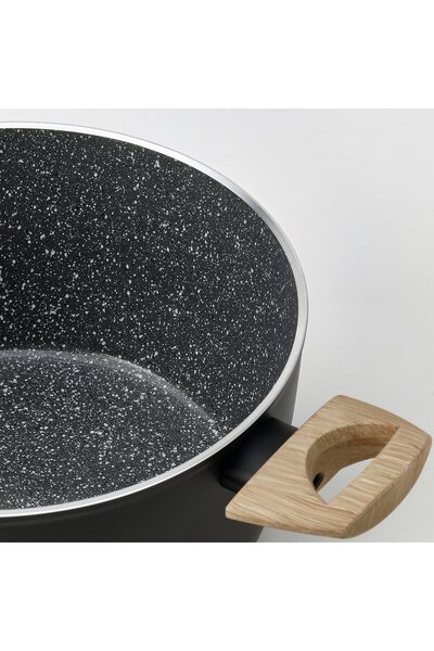 IKEA HUSKNUT Pot with lid, non-stick coating black, 4.7 l