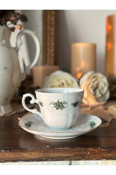 Seltmann- Weiden Bavaria Antika Seltman Weiden Bavaria Alman Porselen Yeşil Beyaz Çiçekli Gofreli Yaldızlı Çay Fincanı