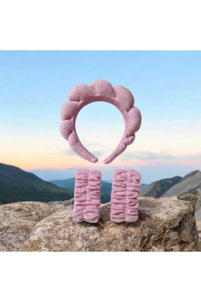 Home مجموعة مكياج مع إسفنجة ناعمة باللون الوردي