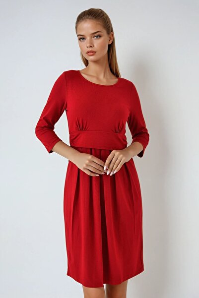 VAGGON Women's Red Round Neck Quarter Sleeve Waist Gathered Pleated Dress Vs00941