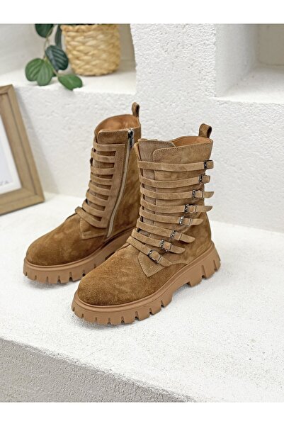 NUR KARACA 25K-001-R25-208 HAKİKİ DERİ TOKA DETAYLI KALIN TABAN BOT KADIN