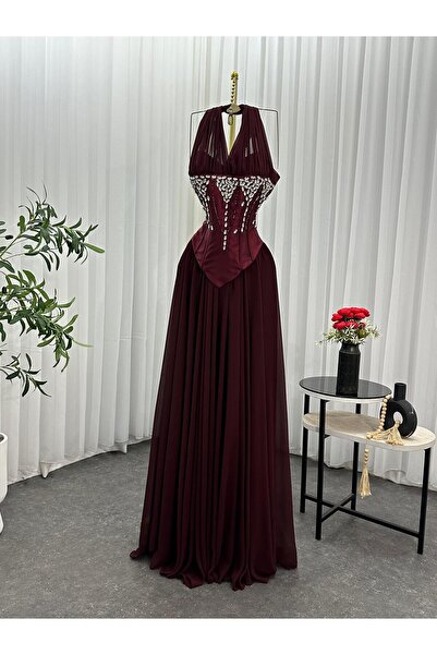 VİVİ Luxurious corset evening dress with sparkling crystal embroidery