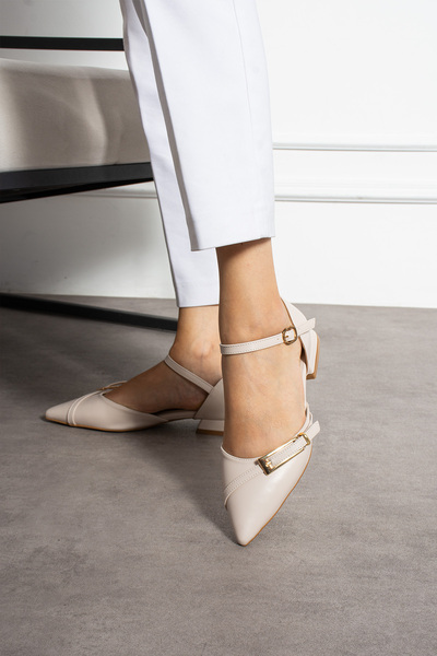 Güllü Shoes Cream Matte Ankle Strap Gold Buckle Pointed Toe Low Heel Women's Ballet Shoes