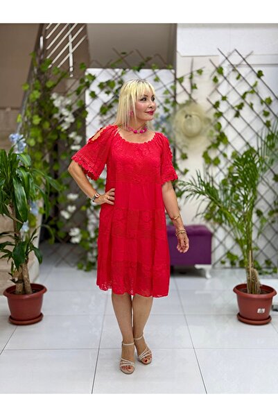 Punta Otantik NC10453 İtalyan Yarım Kol Omuz Pencereli Dantelli Coton Elbise Kırmızı