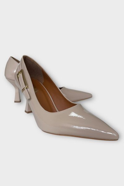 Liger Women's Patent Leather Side Band Detailed Heeled Shoes Beige