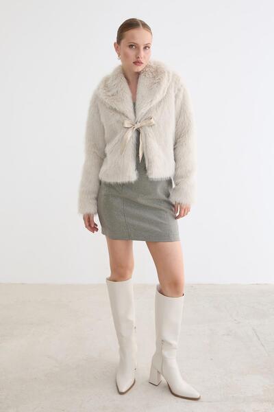 LEVURE Kadın Garni Deri Fiyonk Detaylı Kürk TAŞ