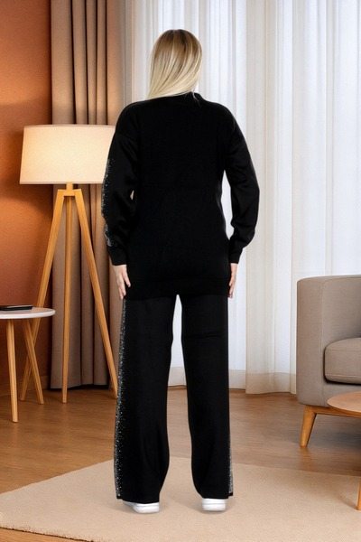 Sena Women's Knitwear Set with Side Stone Detail