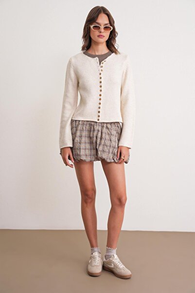 Mixray 6957 Women's Buttoned Crew Neck Knitwear Cardigan Natural