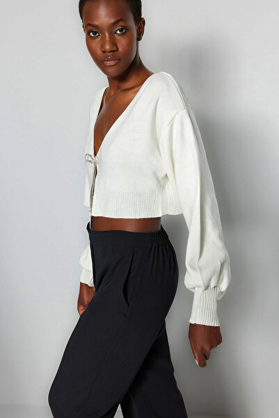 Trendyol Collection Ecru Super Crop Bow Detailní pletený cardigan - Twoaw24Hi00315