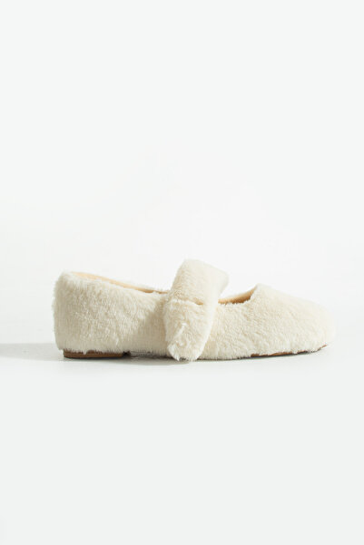 Friend & Trend Ekru Peluş Kışlık Düz Taban Kadın Babet FT3939