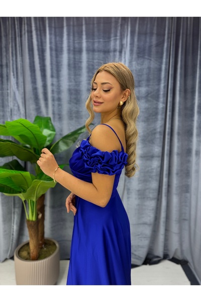 E&A Eren Abiye MADONNA YAKA DERIN YIRTMACLI SATEN ABIYE