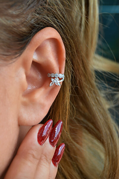 Sacce Scarves&Accessories Kelebekli Sıkıştırmalı Kıkırdak Küpesi Taşlı Earcuff Gümüş Renkli
