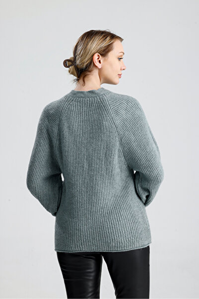 Figo Raglan Sleeve Straight Sweater