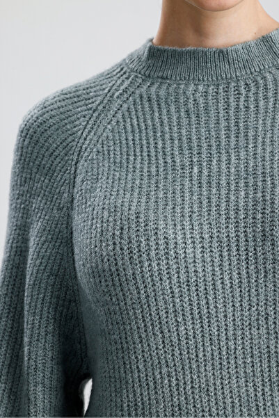 Figo Raglan Sleeve Straight Sweater