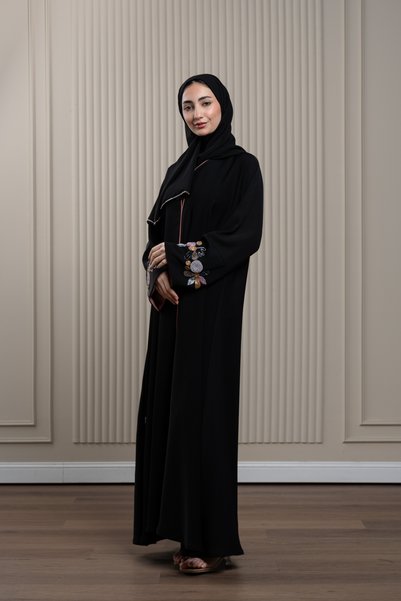 LAVİNİA Lavinia women's abaya, hand-stitched Al Fursan fabric, crystal sleeves