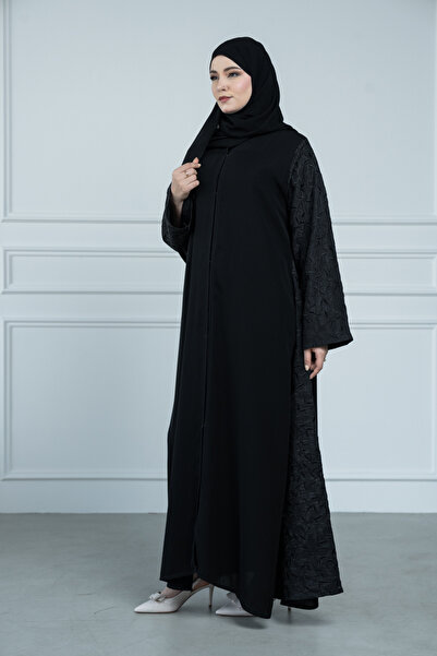 LAVİNİA Lavinia women's abaya with embroidered sides of the fabric