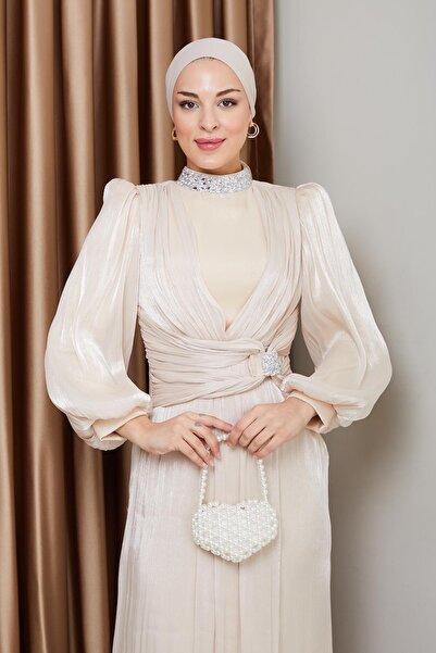Olcay Yoryo Silk Hijab Večerní šaty KRÉMOVÉ 1236 - Yoryo šaty s mašlí a límcem s kamenným lemem