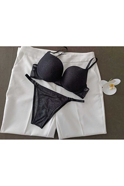 womensWorld1 طقم حمالة صدر سوداء مع دعم هولوغرام لامع