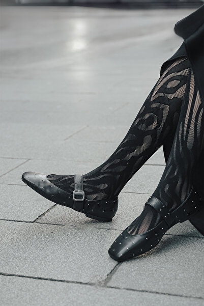 Marjin Kadın Küt Burun Tokalı Zımbalı Babet Velona Siyah