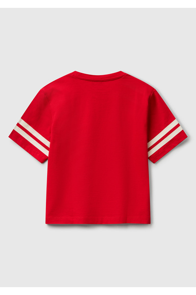 United Colors of Benetton Boy's Red Photo Printed Oversize T-Shirt with Striped Sleeves