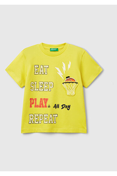 United Colors of Benetton Tricou galben cu imprimeu 3D pentru băiat