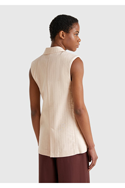 United Colors of Benetton Kadın Bej Pamuk ve Keten Karışımlı İnce Çizgili Cepli Kruvaze Yelek