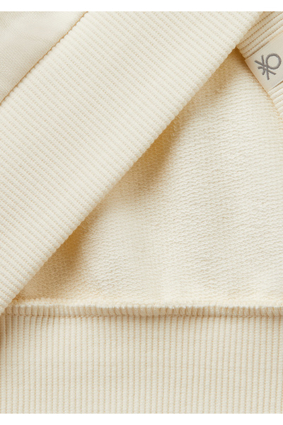 United Colors of Benetton Boy's Ecru Marvel Hero Printed Label Logo Hooded Sweatshirt