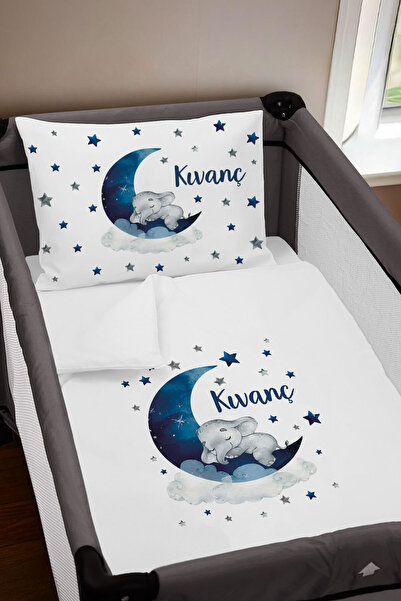 Homamia Isme Özel 75x120 Park Yatak Beşik Nevresim Takımı Mavi Aydaki Fil
