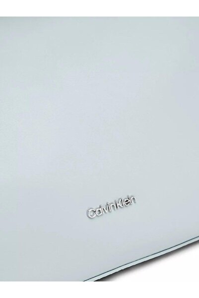 Calvin Klein TAŠKA NA RAMENO GRACIE