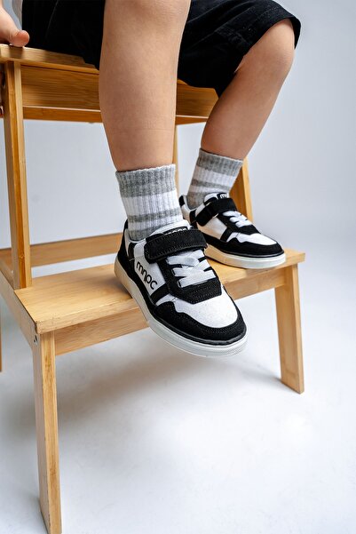 mnpc Boy's Black Casual Shoes