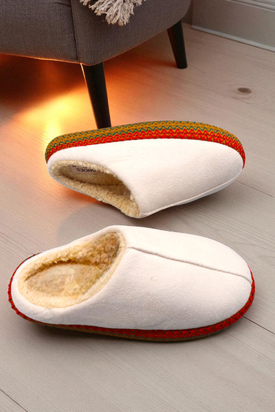 HFKY Women's Beige House Slippers. Colorful Scalloped Patterned Slippers with Fur Inside.