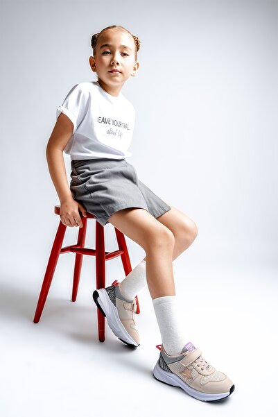 mnpc Girl's Beige Sports Shoes