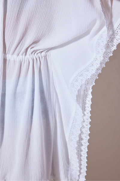 Penti Cute White Kimono