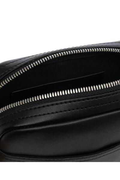 Calvin Klein Soft Reporter18 Monogram - Stylish and Comfortable Design