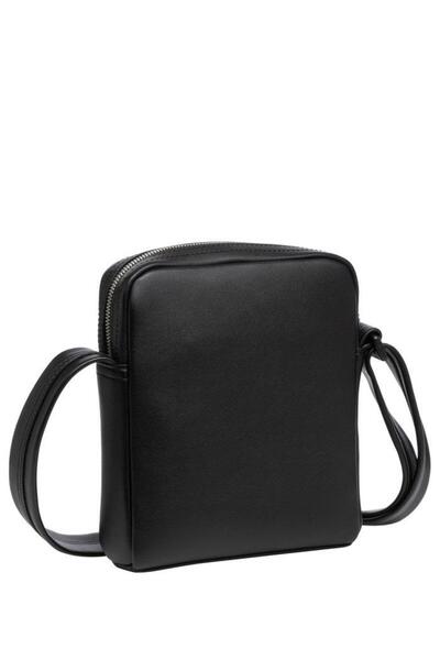 Calvin Klein Soft Reporter18 Monogram - Stylish and Comfortable Design