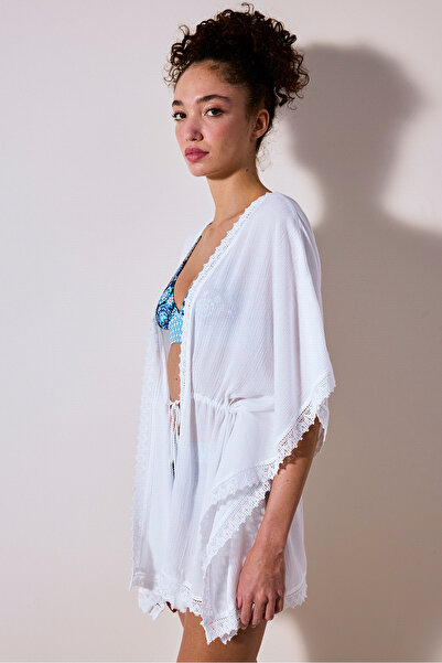 Penti Cute White Kimono