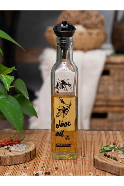 Solmazer By Styli Square Glass Oil & Vinegar Bottle with Olive Oil Text
