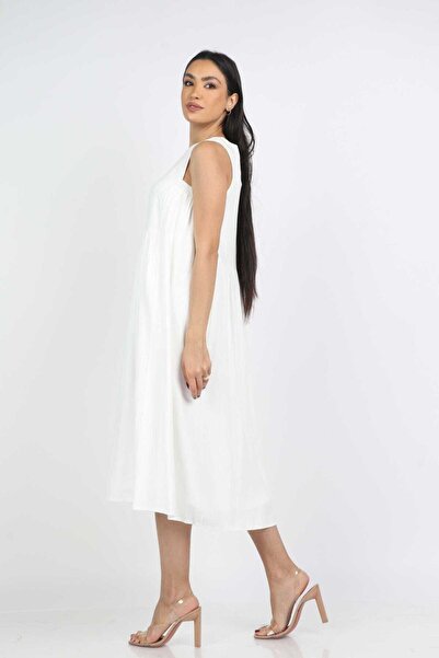 Nichii Solid Midi Dress with Closed Neck, No Sleeves -