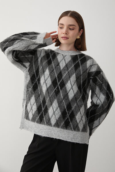 JASTE Women's Gray Oversize Argyle Patterned Knitwear Sweater