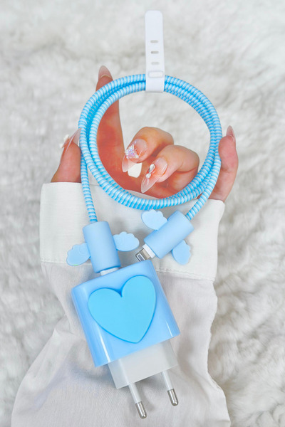 Vip Case İphone 18w/20w Uyumlu Şarj Başlık Kablo Koruyucu Örme Set Pembe Kalp...