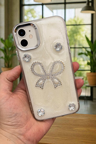 Vip Case iPhone 11 Uyumlu Epoksili 3D Figürlü Kalpli Kurdelalı Parlak Şık Moda Kılıf